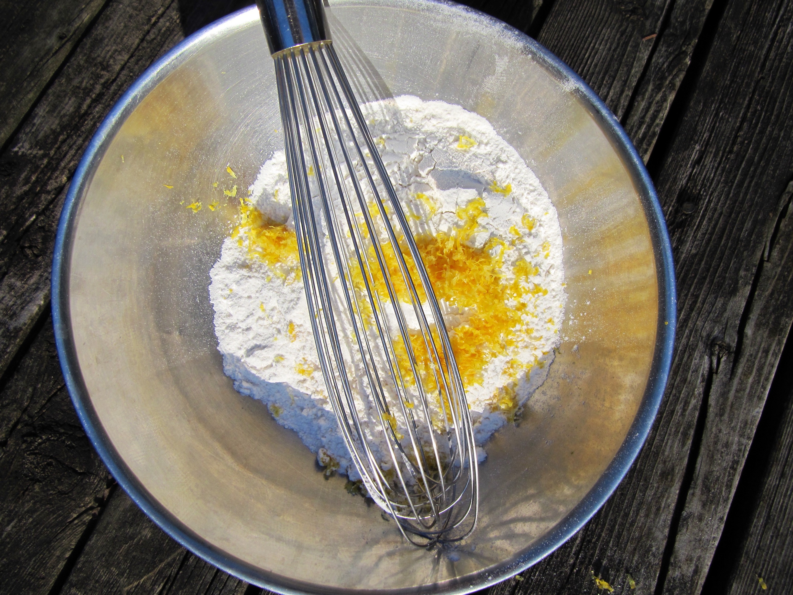 lemon-glazed pound cake